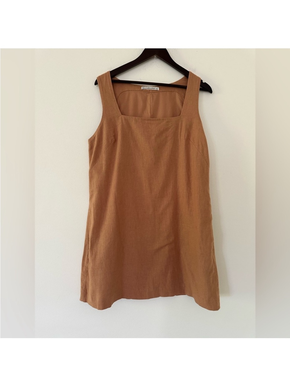 Abercrombie & Fitch Brown Sheath Mini
Linen blend Dress Sleeveless size L NWOT